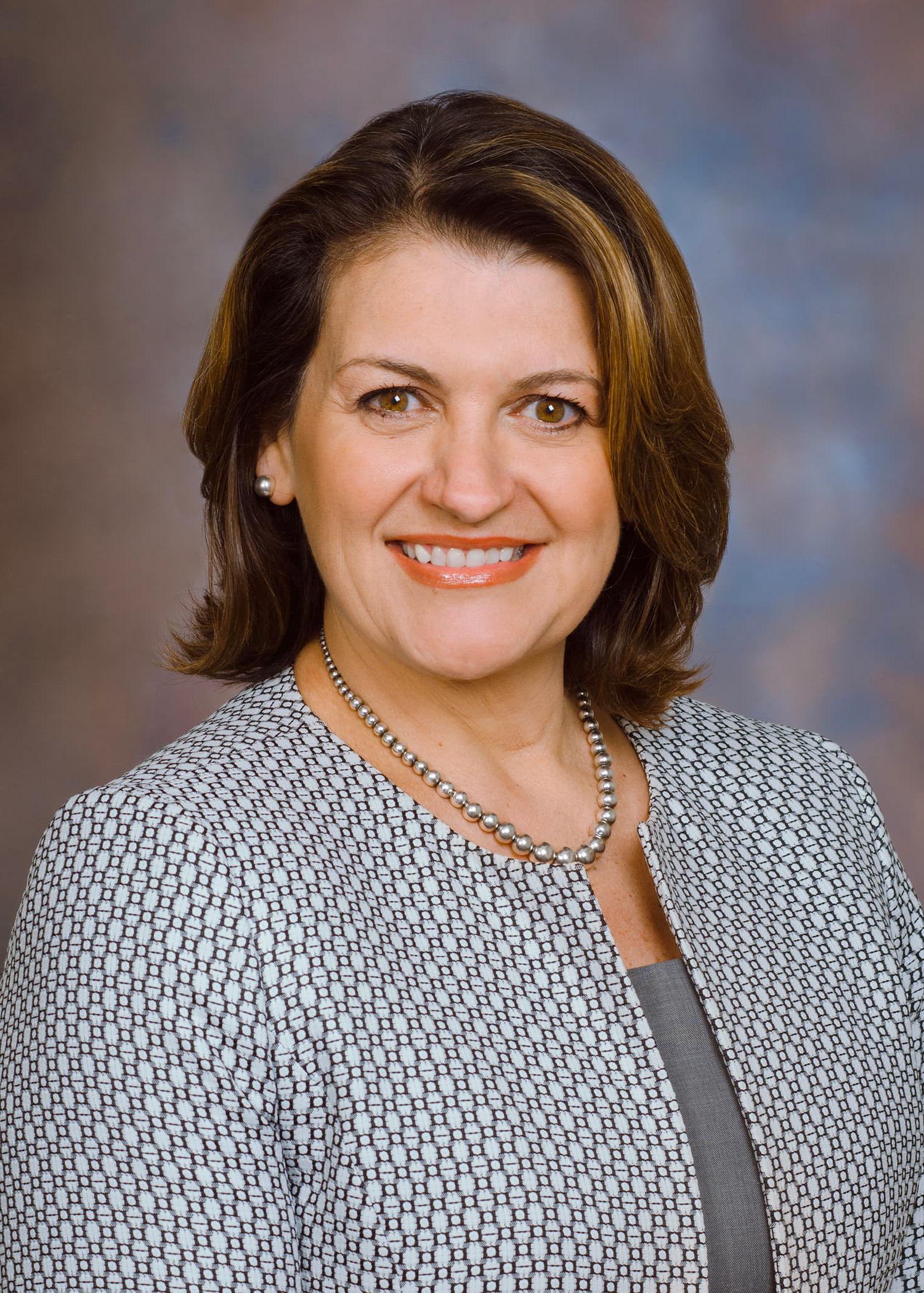 Dr. Paula P. Pando